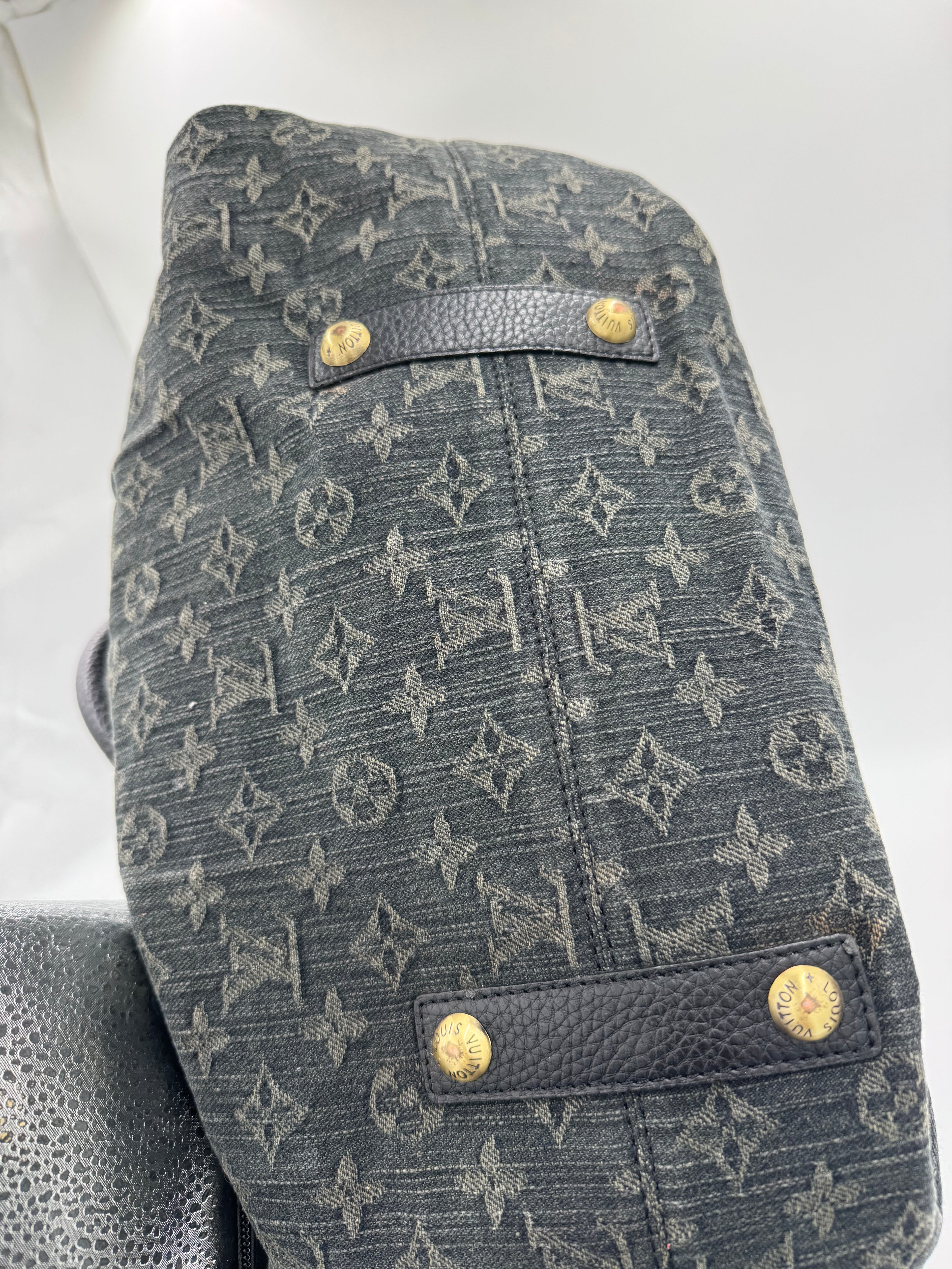 Louis Vuitton Neo Cabby