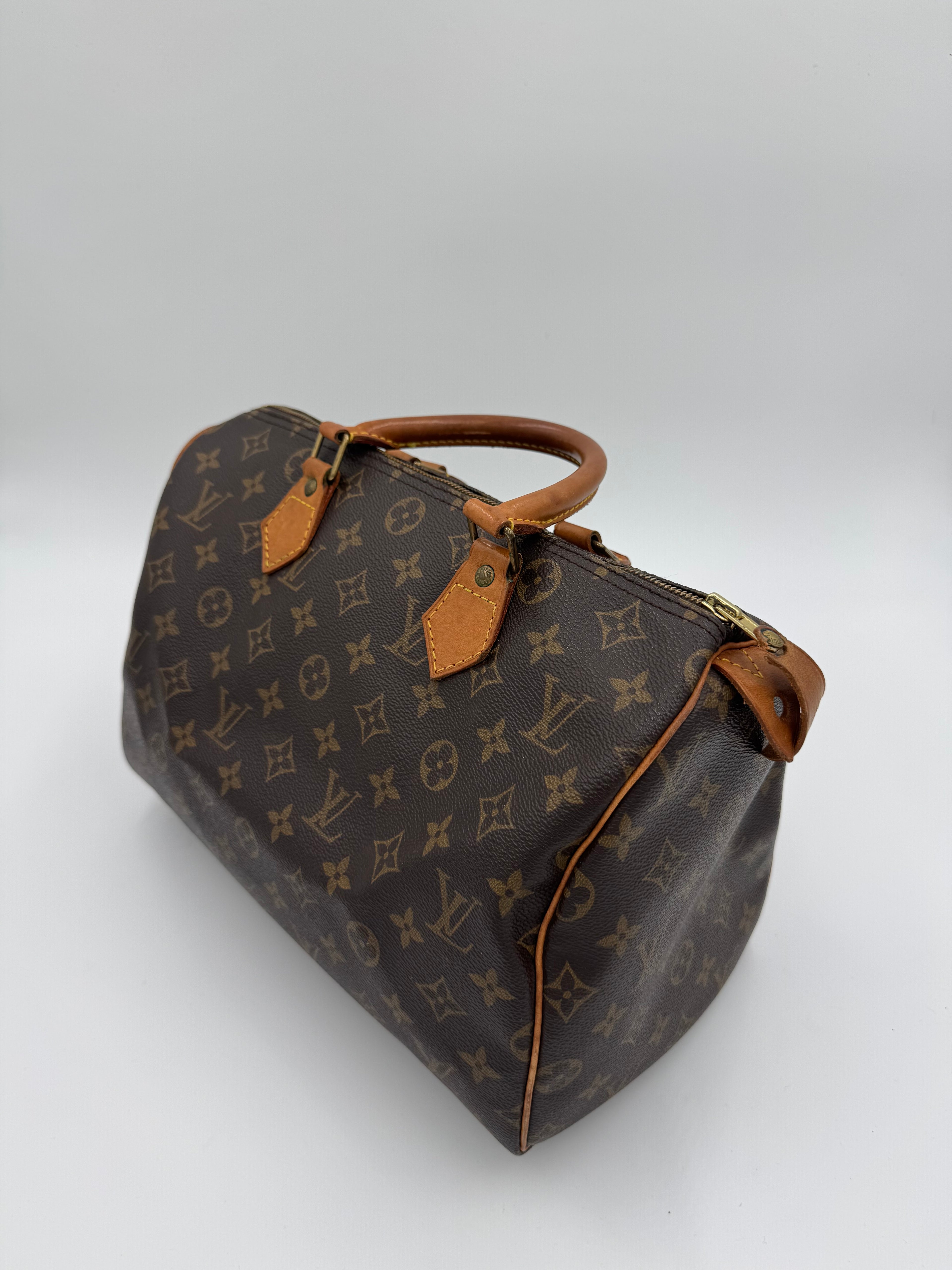 Louis Vuitton Speedy 30