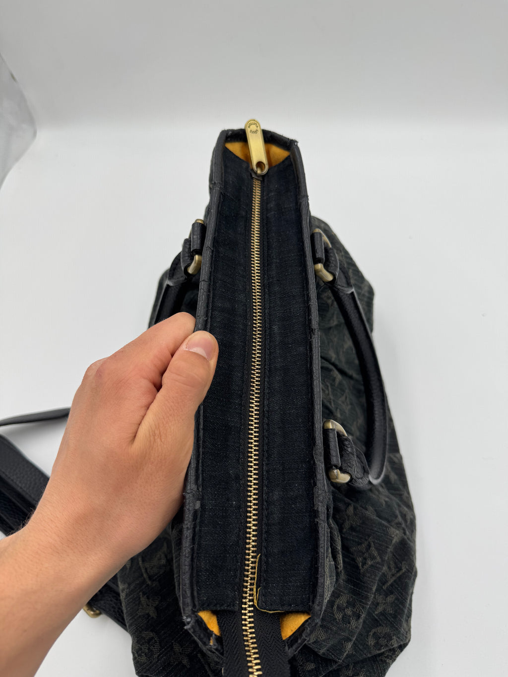 Louis Vuitton Neo Cabby