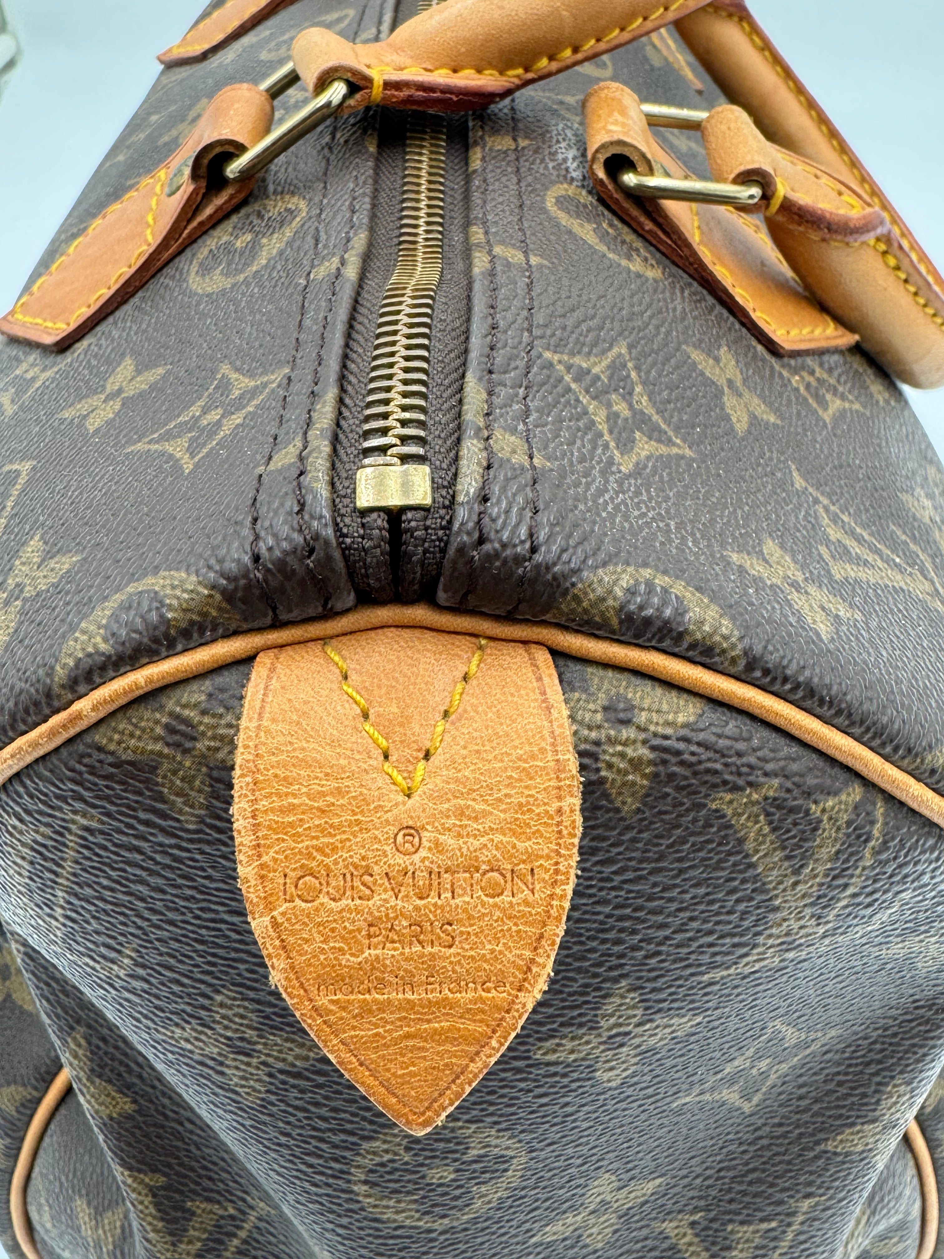 Louis Vuitton Speedy 30