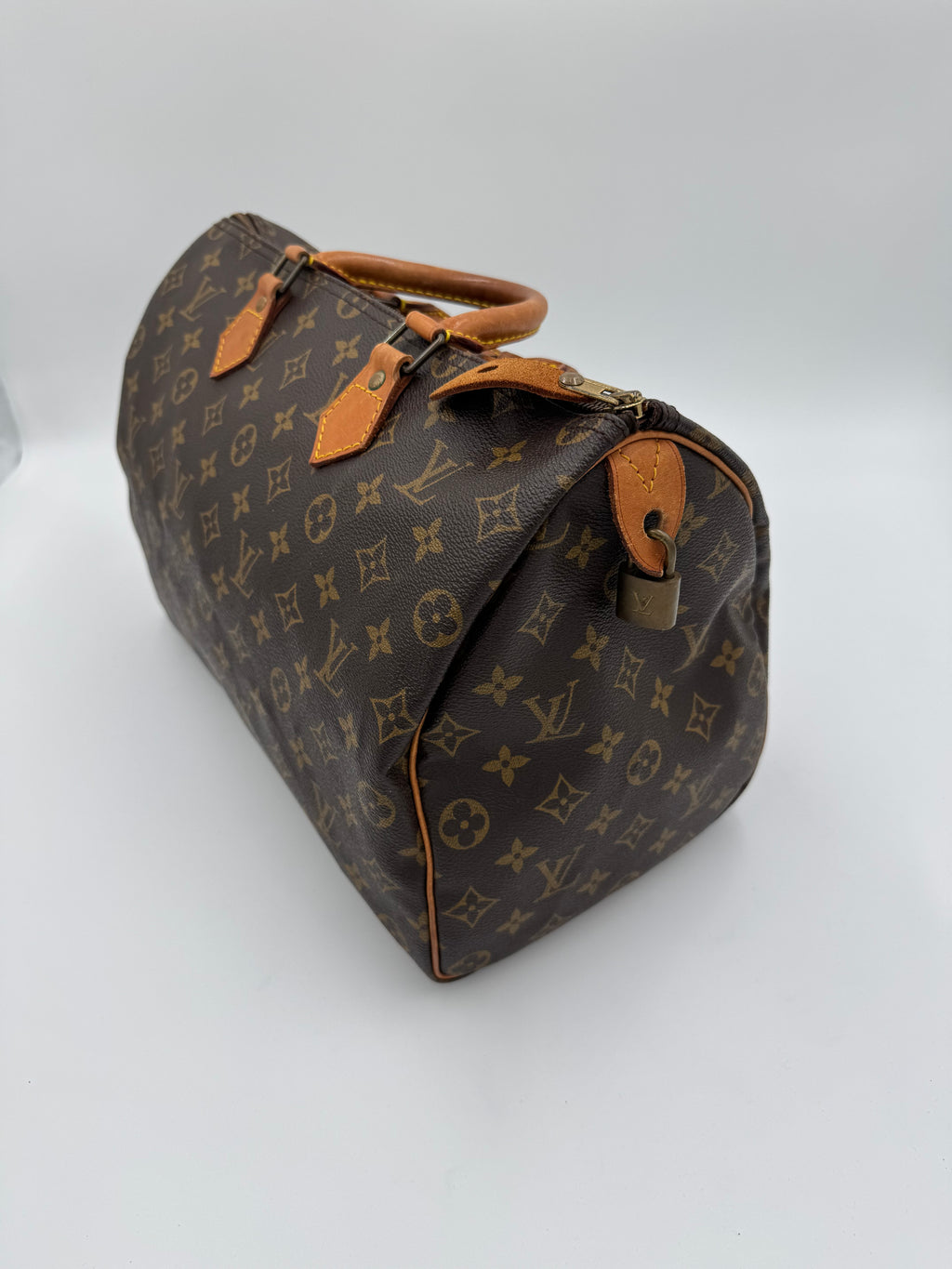 Louis Vuitton Speedy 35